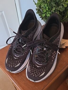 HOKA Kawana Running Sneakers